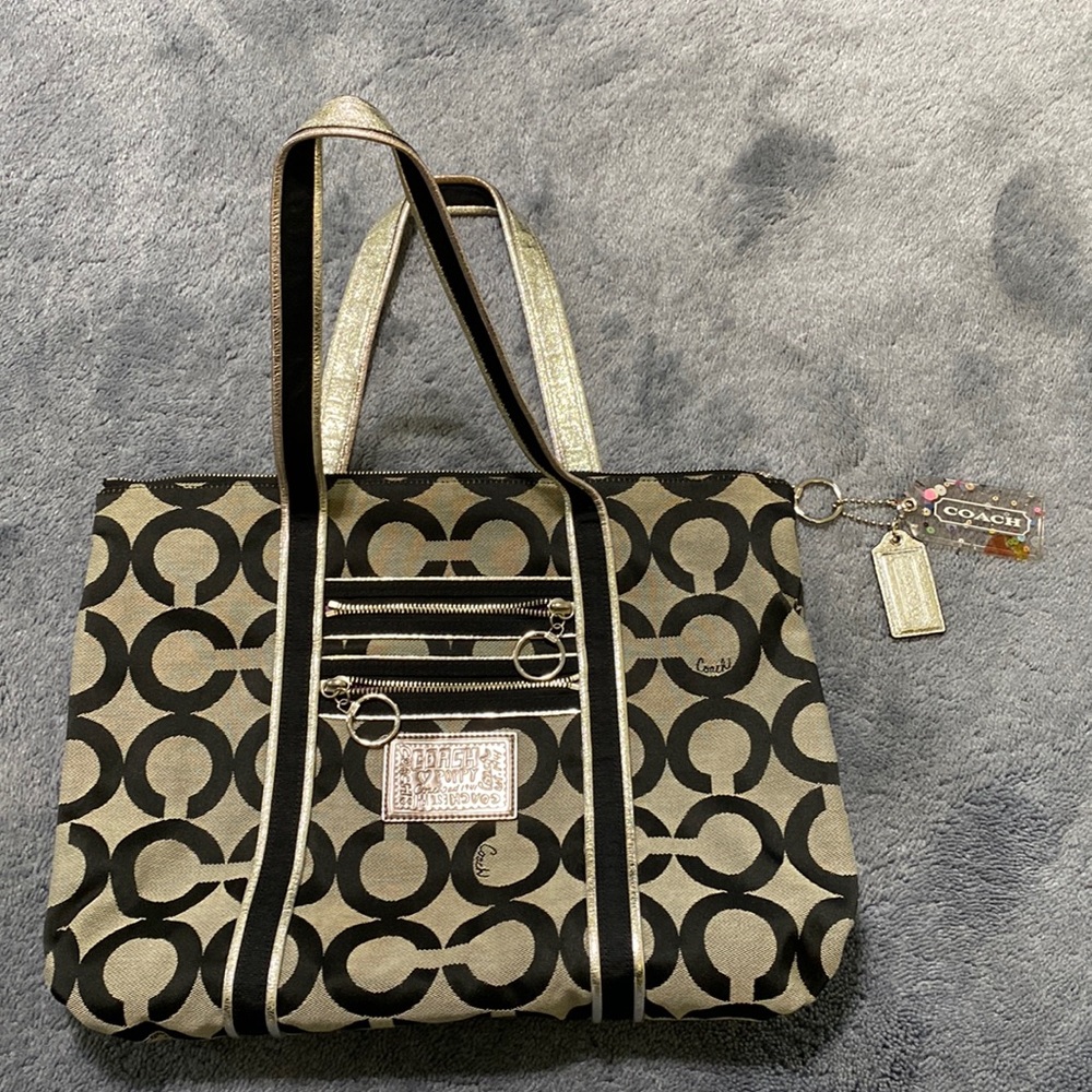 Coach Poppy Art Glam Tote Bag - Collectible Item!